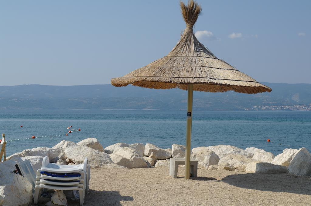 Hostel Guesthouse Mira Omiš Exteriör bild
