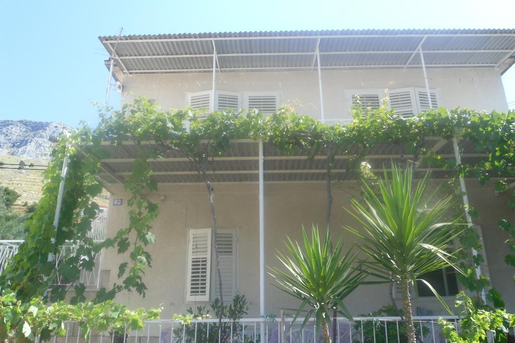 Hostel Guesthouse Mira Omiš Exteriör bild